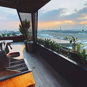 Con Vista Al Aeropuerto Zona 13 Narama #217 Apartamento